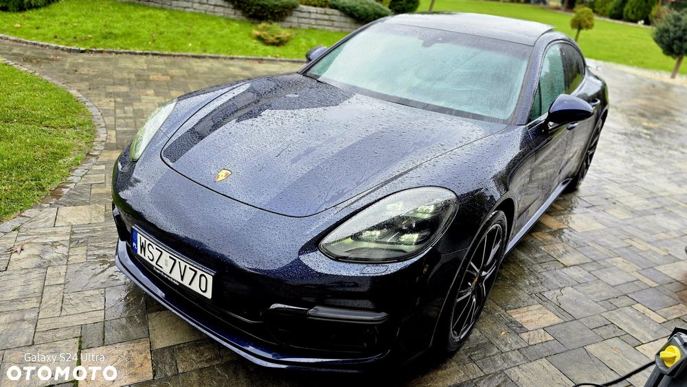 Porsche Panamera - 11
