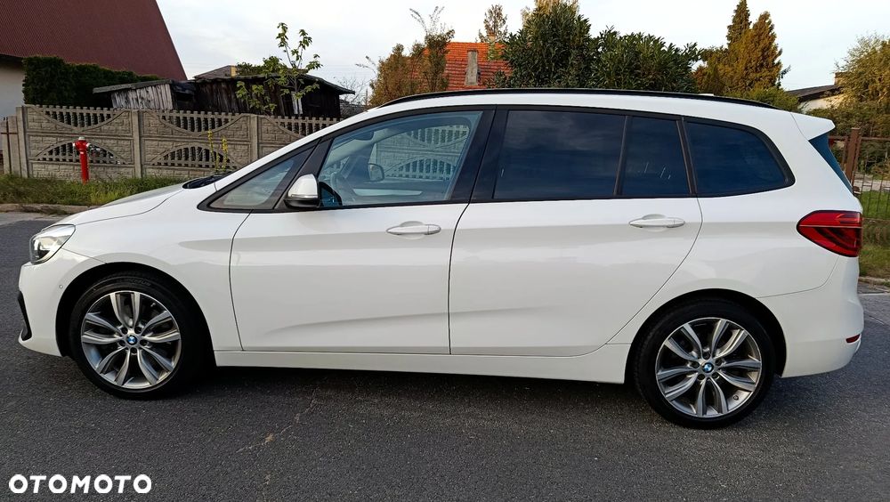 BMW Seria 2 220d xDrive Sport-Aut - 31