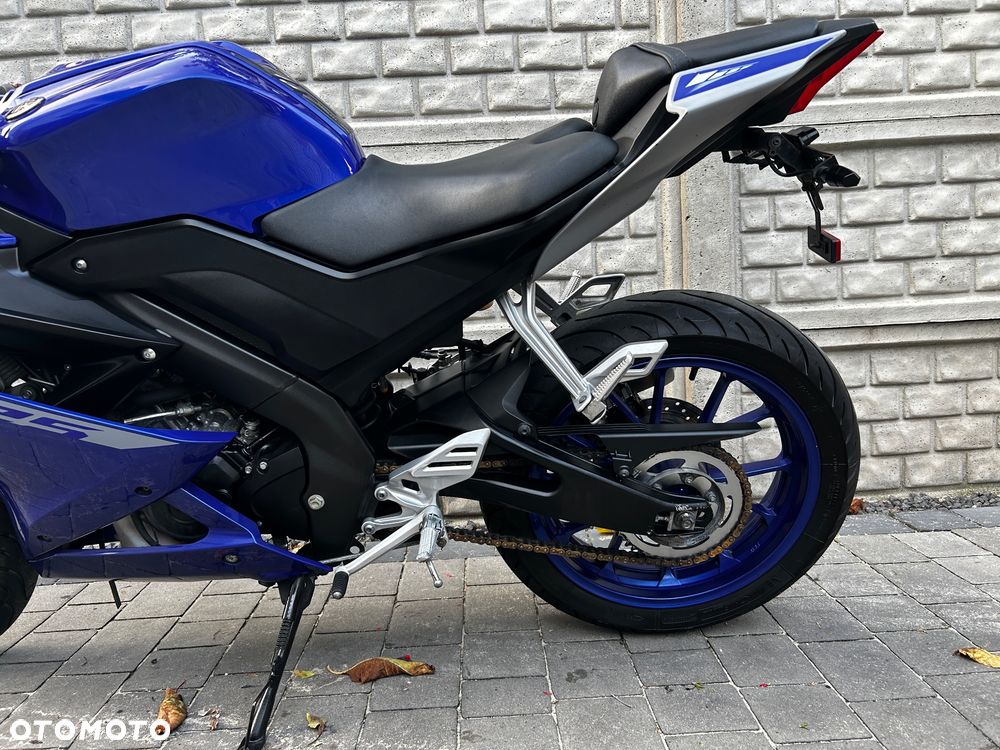 Yamaha YZF - 13