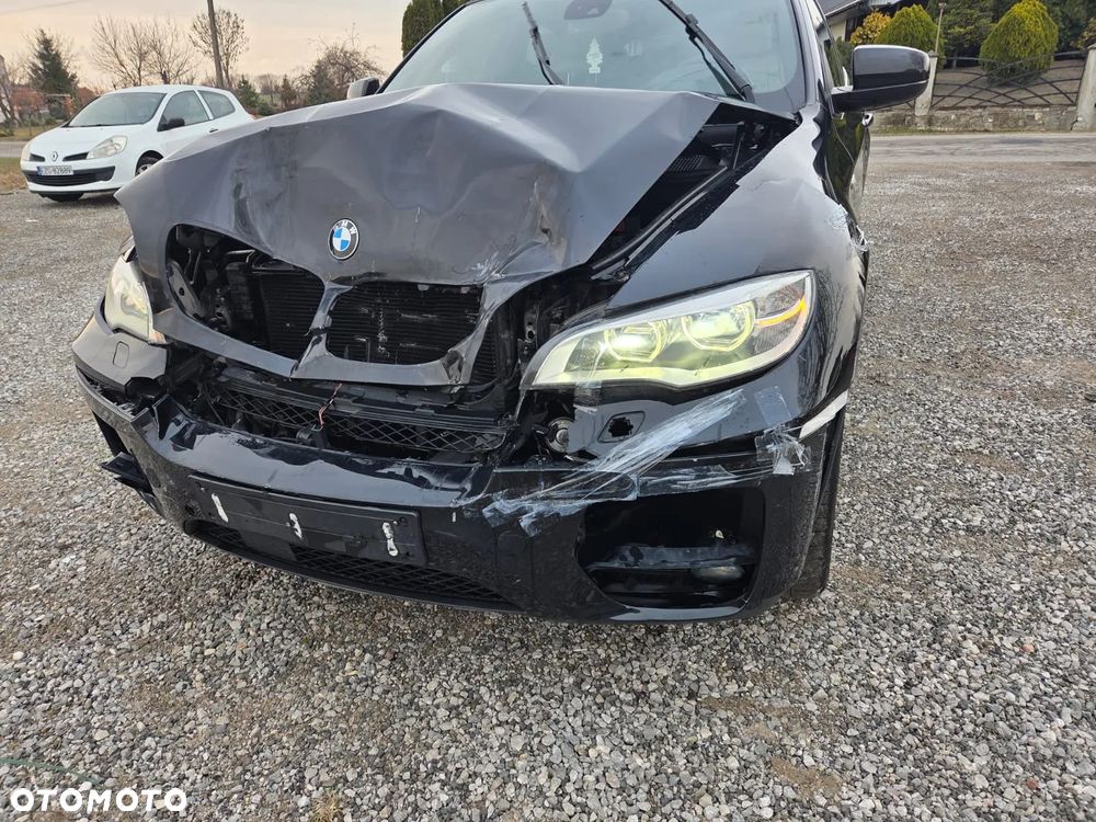BMW X6 - 13