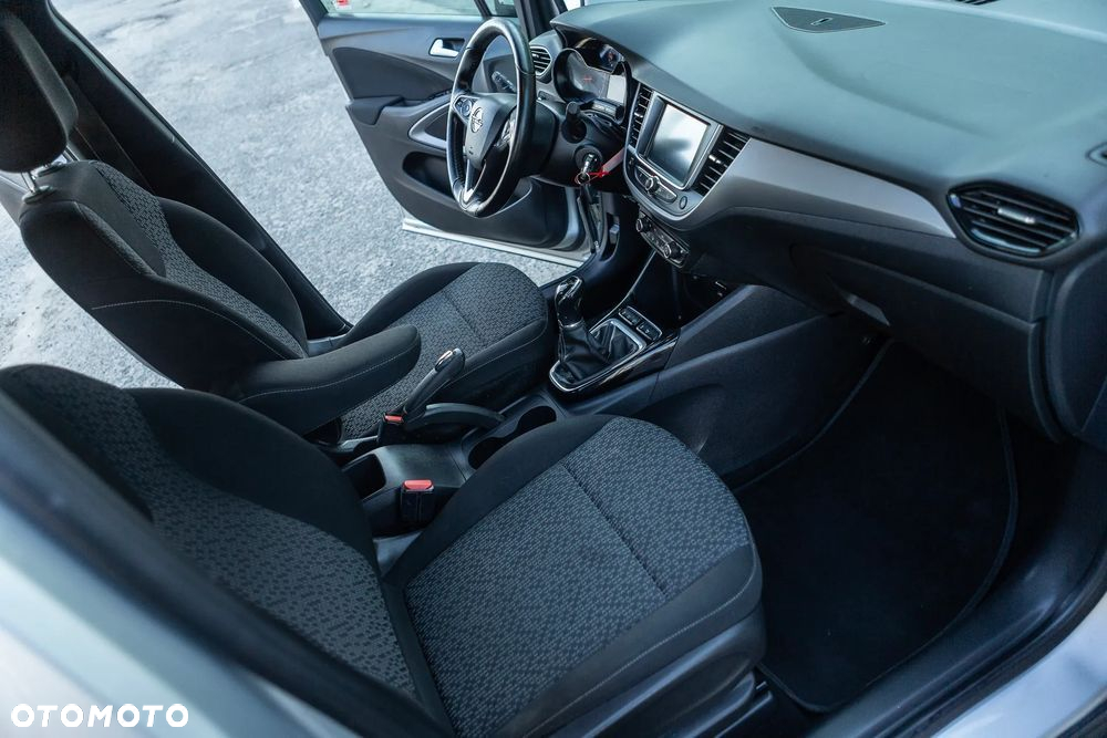 Opel Crossland X - 22