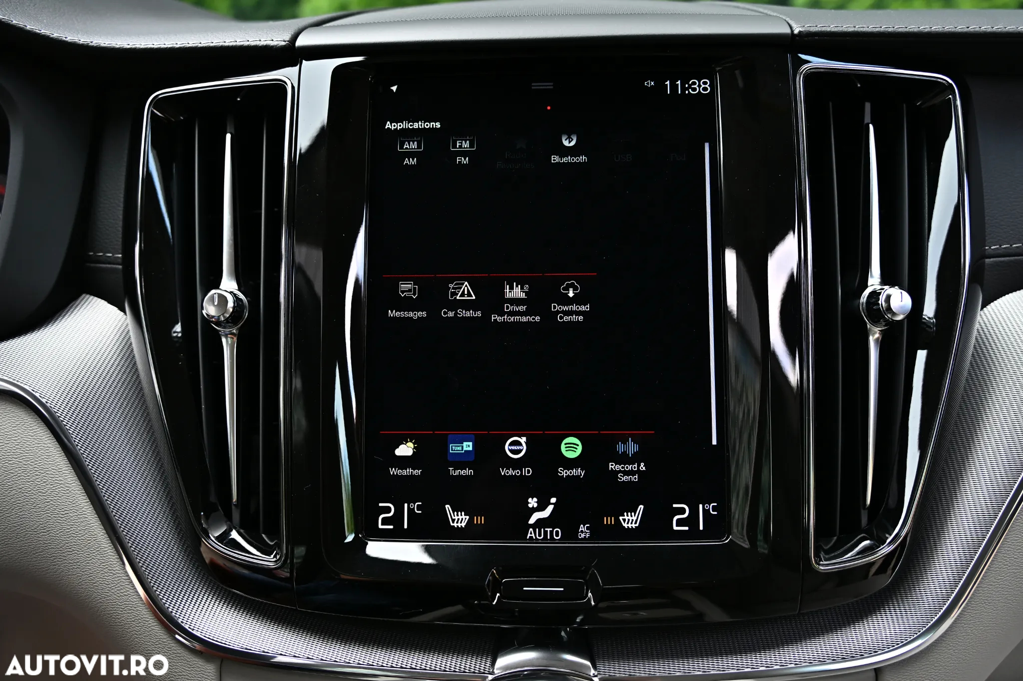 Volvo XC 60 D4 AWD Geartronic Inscription - 29
