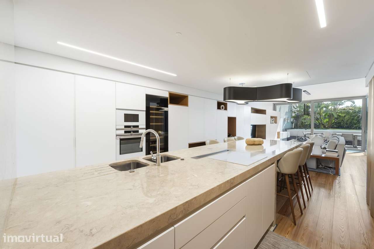 Apartamento T3 com piscina, Campo Mártires da Pátria, Lisboa - Grande imagem: 4/33
