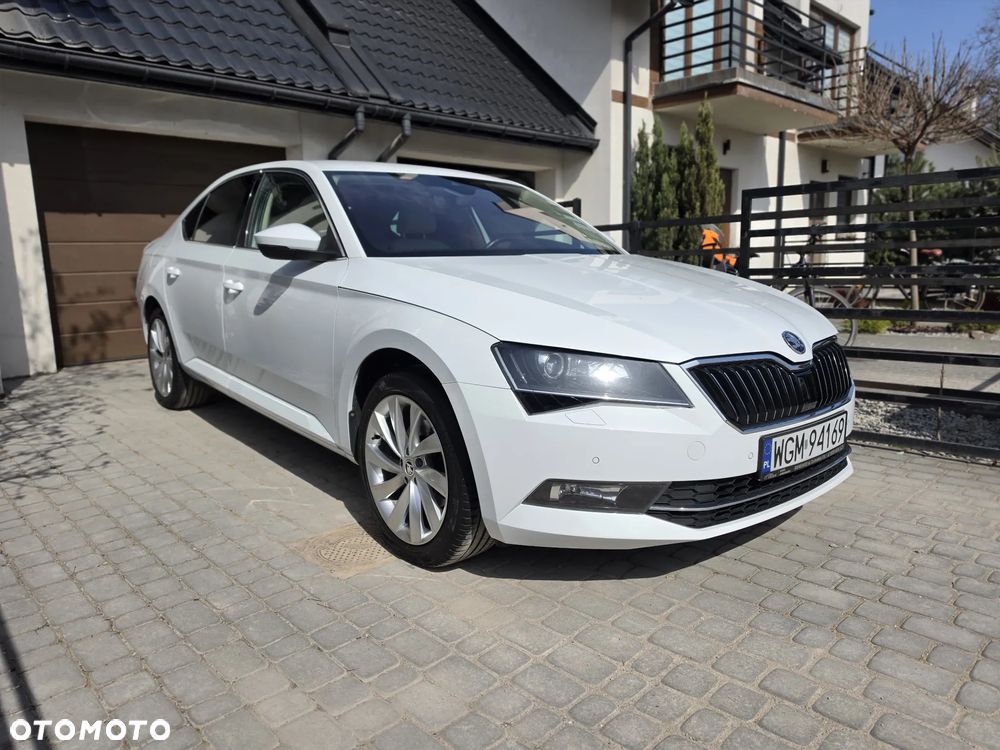 Skoda Superb 2.0 TSI Style DSG - 2
