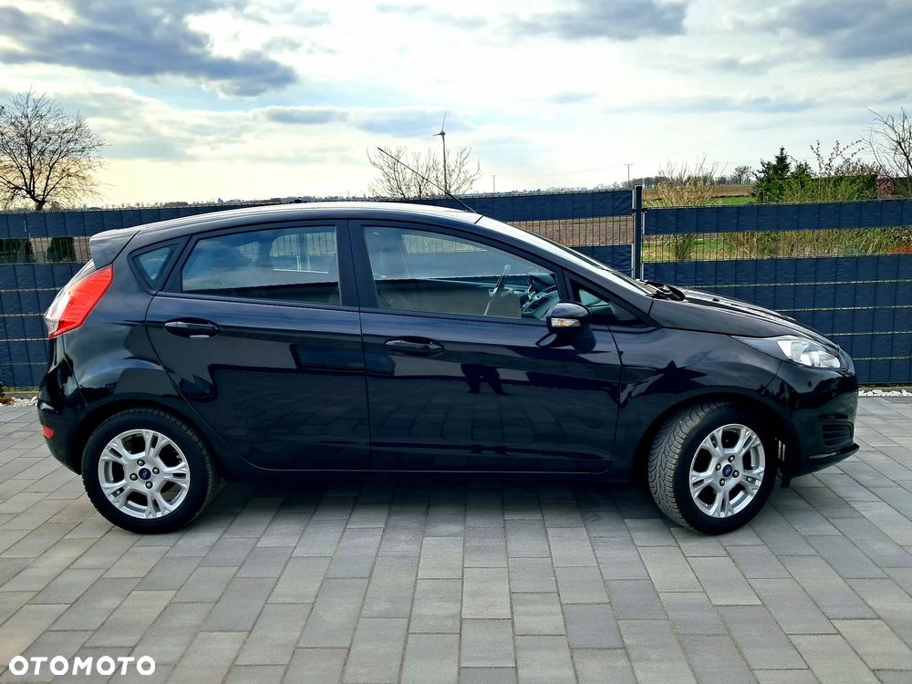Ford Fiesta 1.0 Celebration - 12