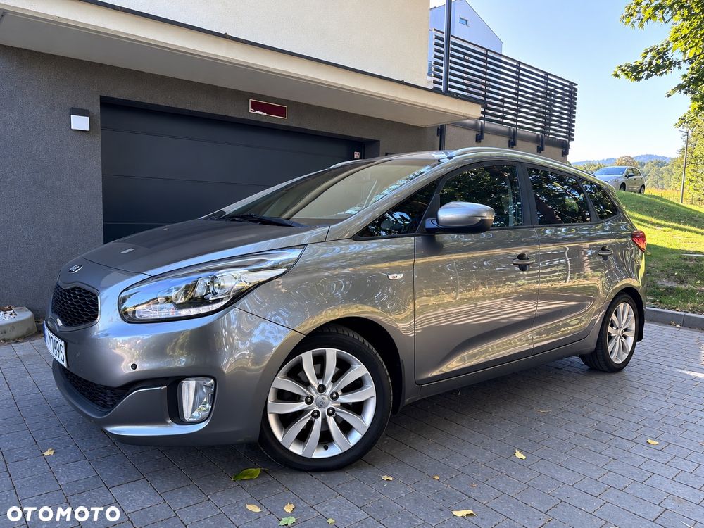 Kia Carens 2016 photo 4