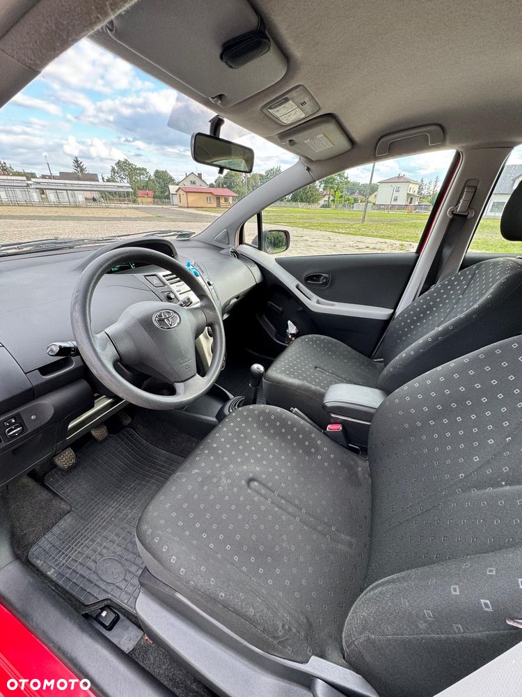 Toyota Yaris 1.3 Luna - 13