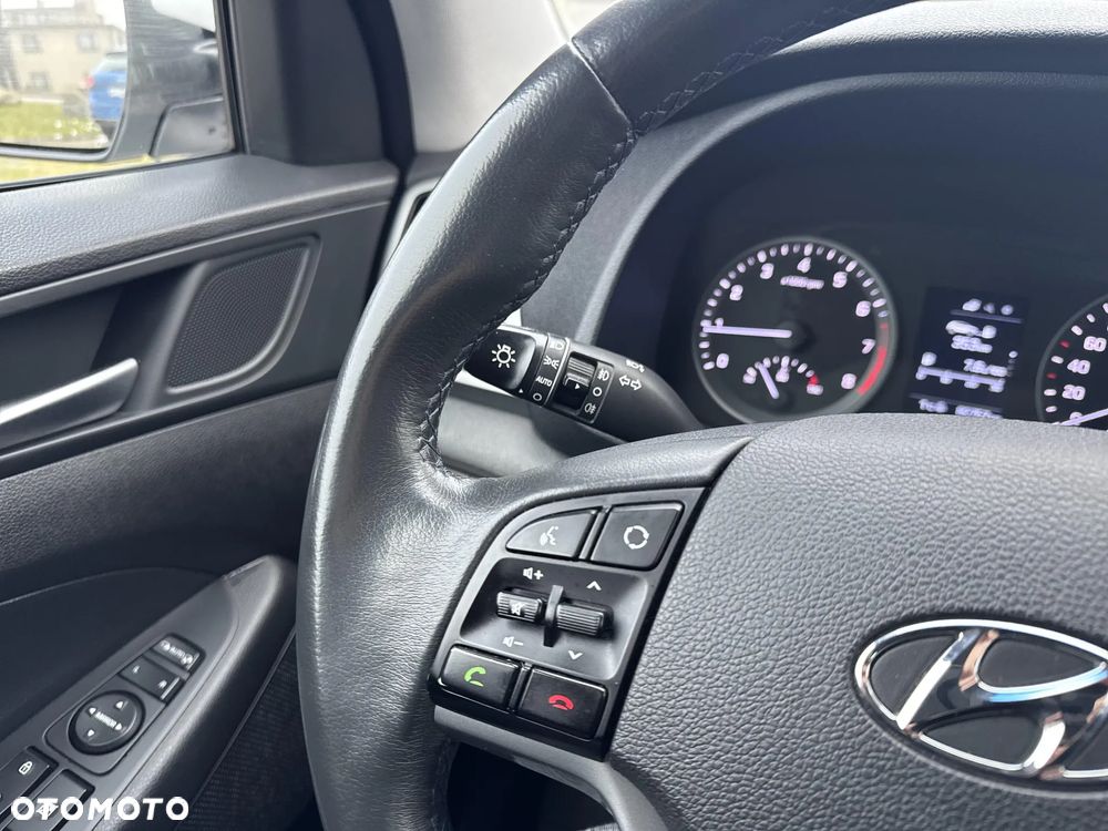 Hyundai Tucson 1.6 GDI BlueDrive Comfort 2WD - 20
