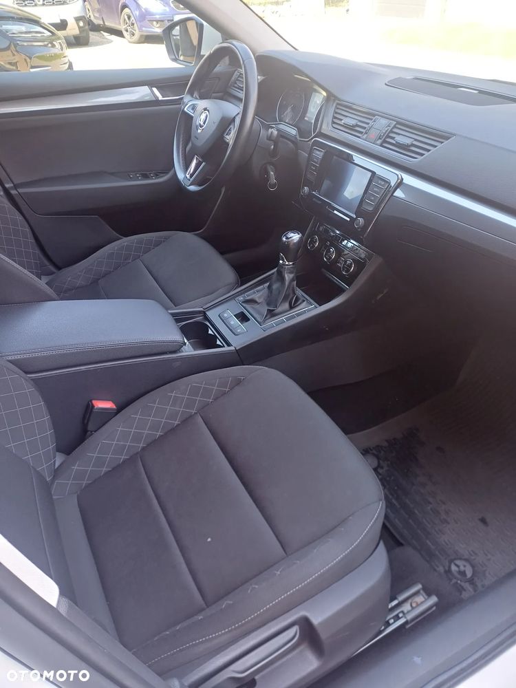 Skoda Superb 2.0 TDI Active - 7