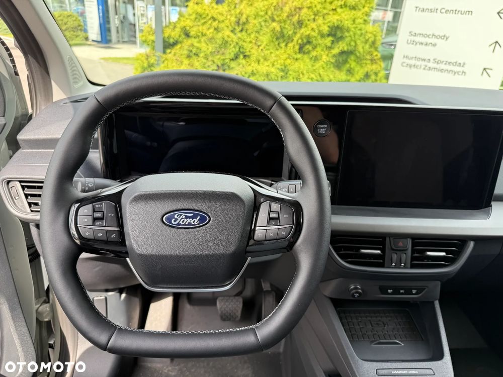 Ford E-Transit Courier Van - 5