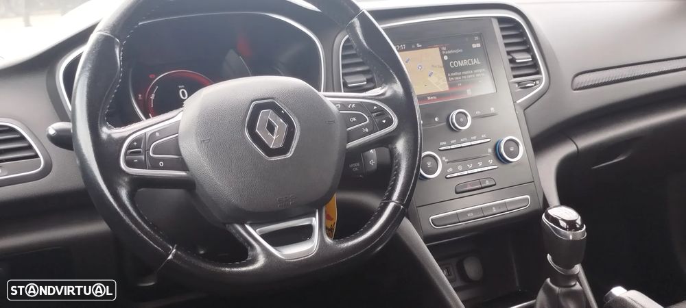 Renault Mégane Sport Tourer ENERGY dCi 110 EXPERIENCE - 4