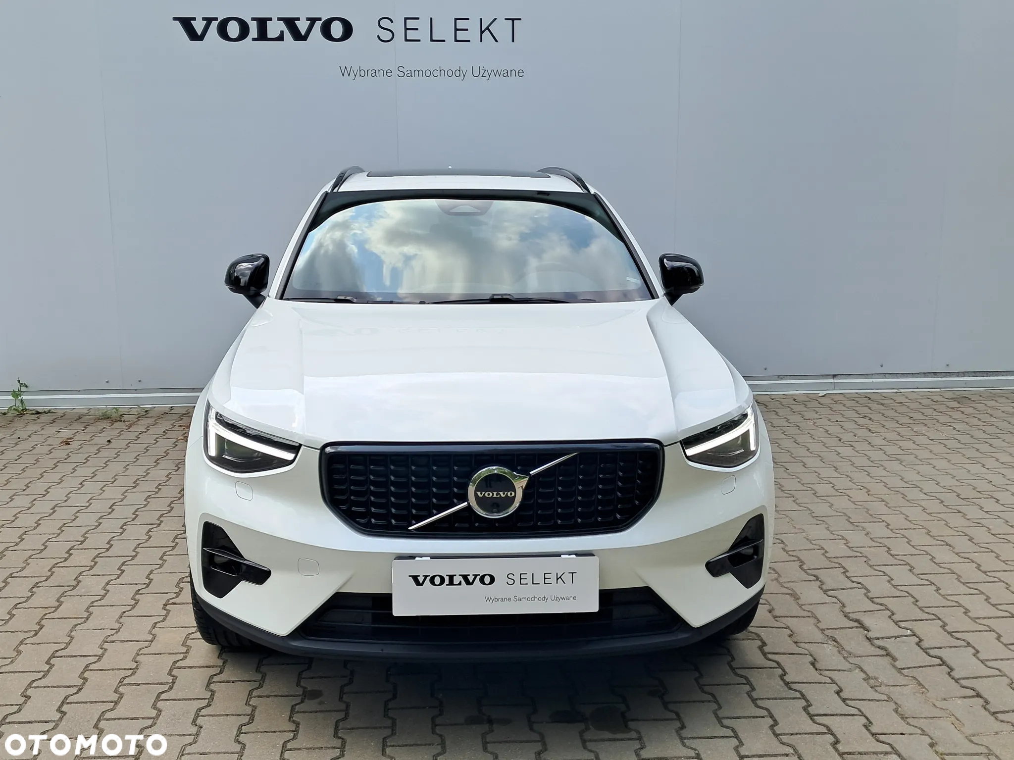 Volvo XC 40 B3 Plus Dark - 6