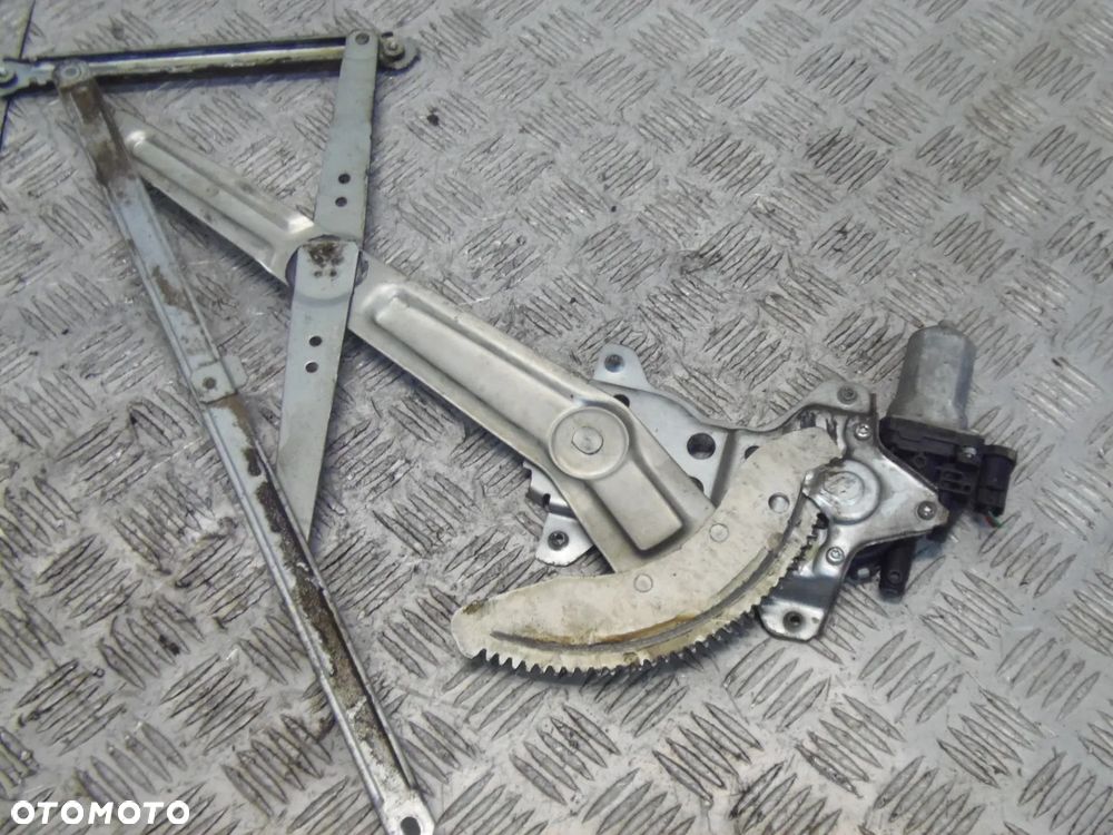 MECHANIZM PODNOŚNIK SZYBY PRAWY PRZÓD SUZUKI SX4 SEDICI 2008R - 2