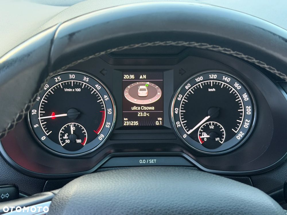 Skoda Octavia 1.6 TDI DPF Elegance - 21