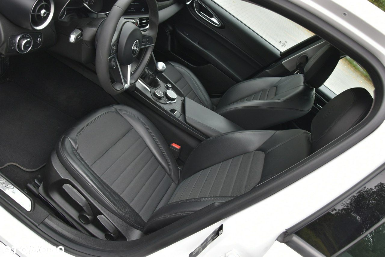 Alfa Romeo Giulia 2.2 Diesel - 30