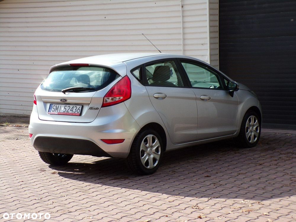 Ford Fiesta - 6