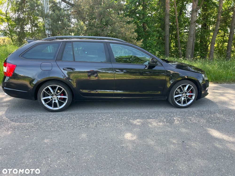 Skoda Octavia 2.0 TDI DSG RS - 7