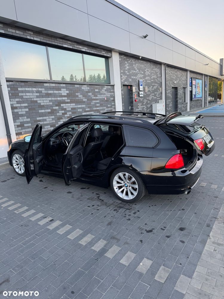BMW Seria 3 320i - 13