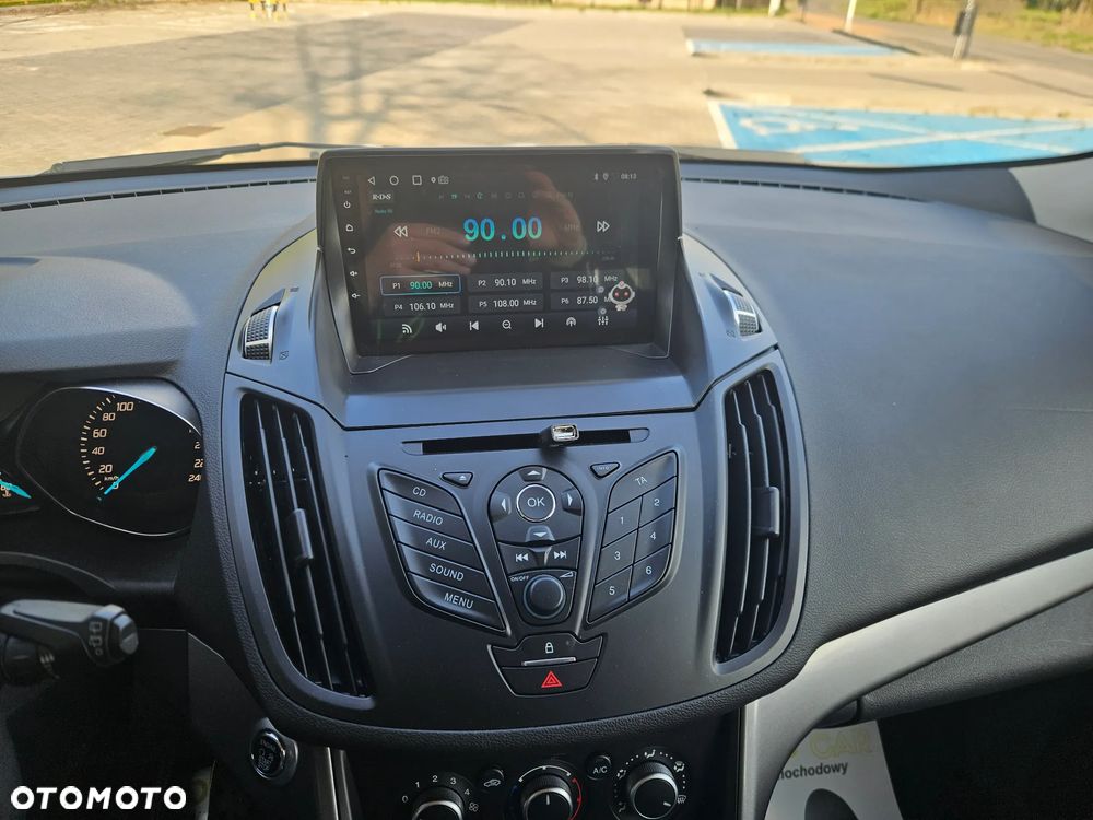 Ford Kuga 1.5 EcoBoost 2x4 Trend - 21