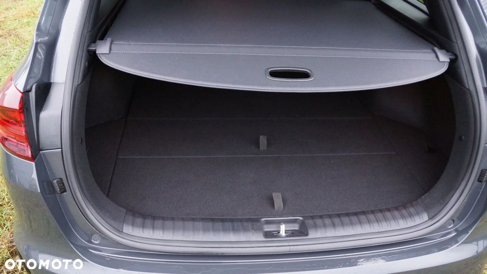 Kia Ceed 1.5 T-GDI Business Line DCT - 17