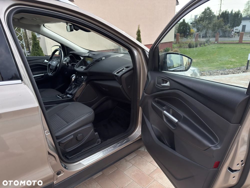 Ford Kuga 2.0 TDCi FWD Edition - 28