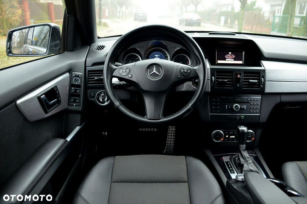 Mercedes-Benz GLK - 28