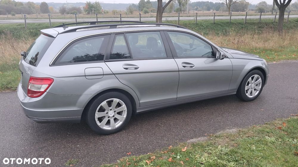 Mercedes-Benz Klasa C 200 T CDI DPF Automatik BlueEFFICIENCY Elegance - 14