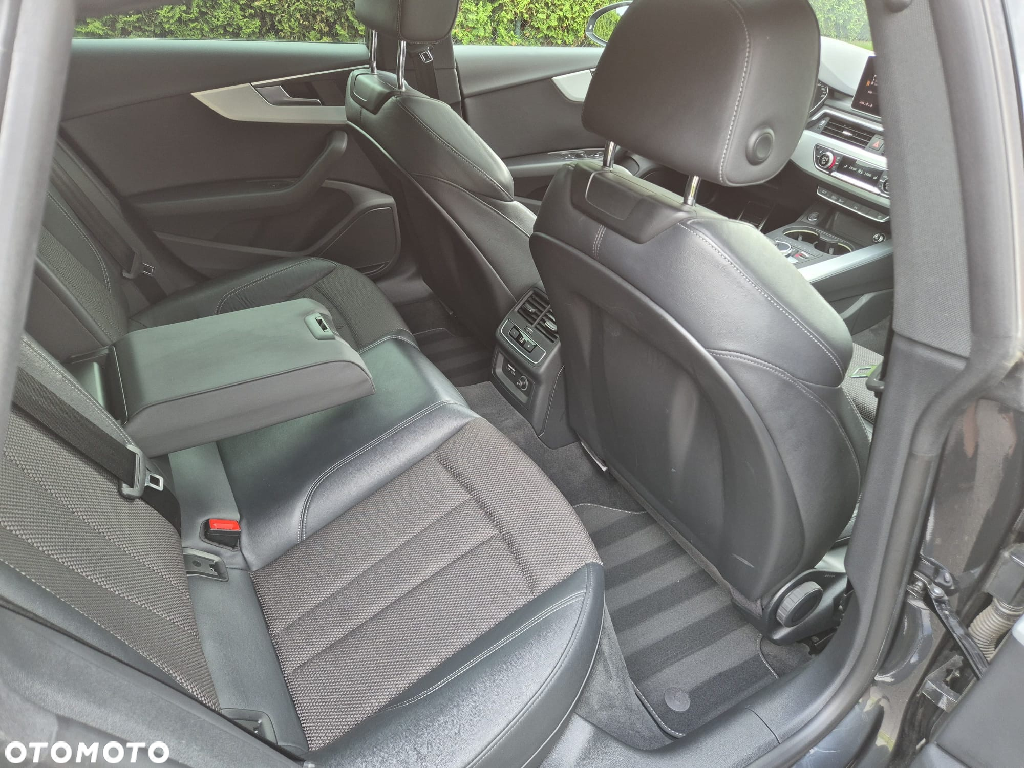Audi A5 2.0 TDI Quattro S tronic - 32