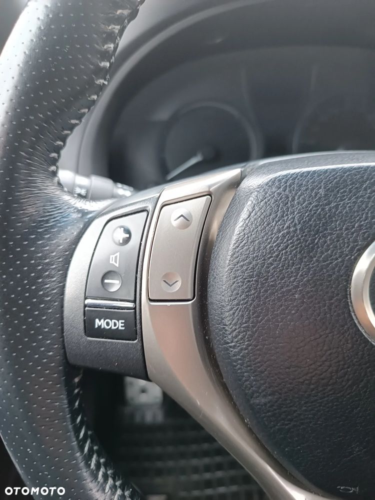 Lexus RX - 11