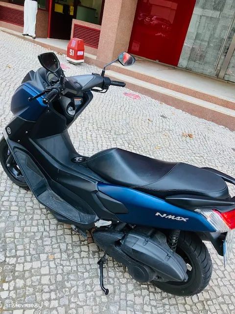 Yamaha NMAX - 4
