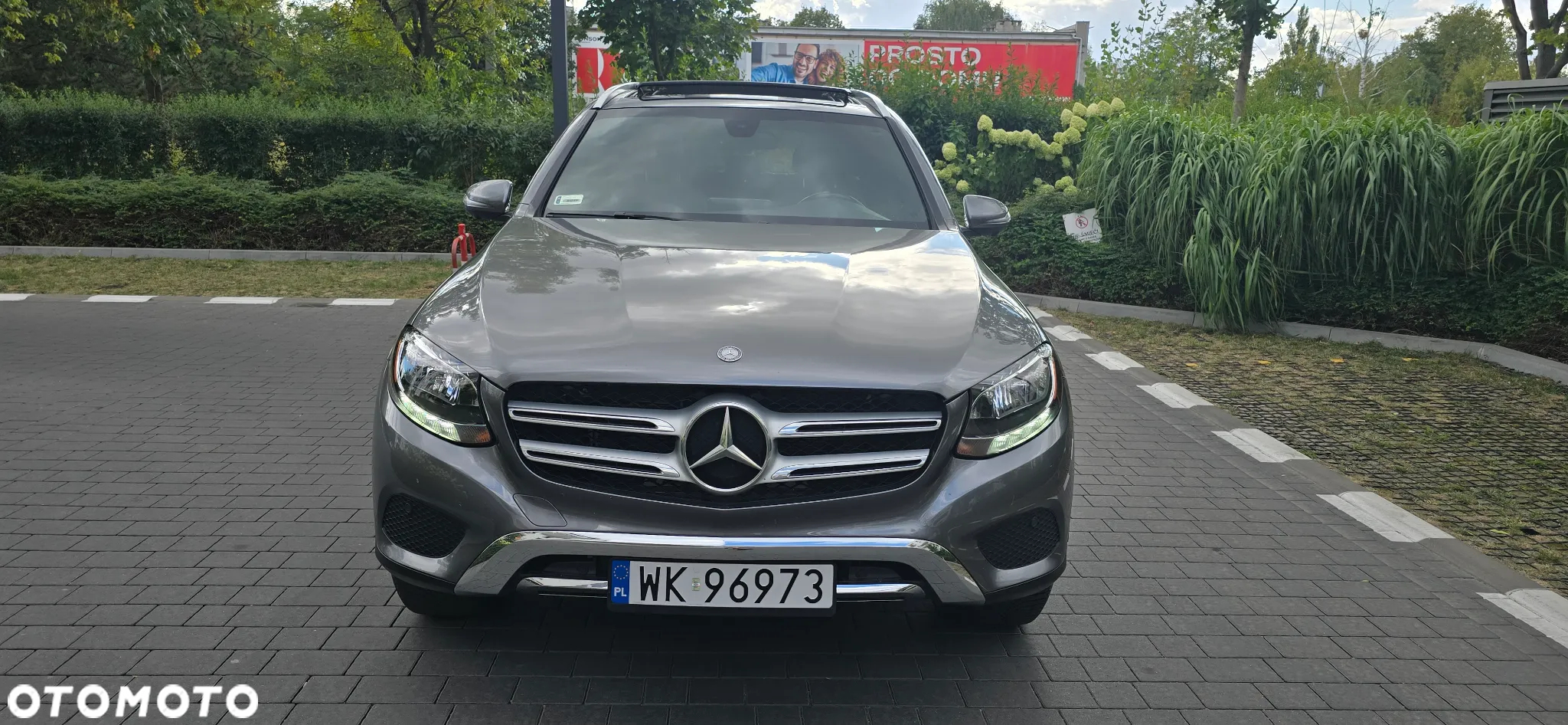 Mercedes-Benz GLC - 12