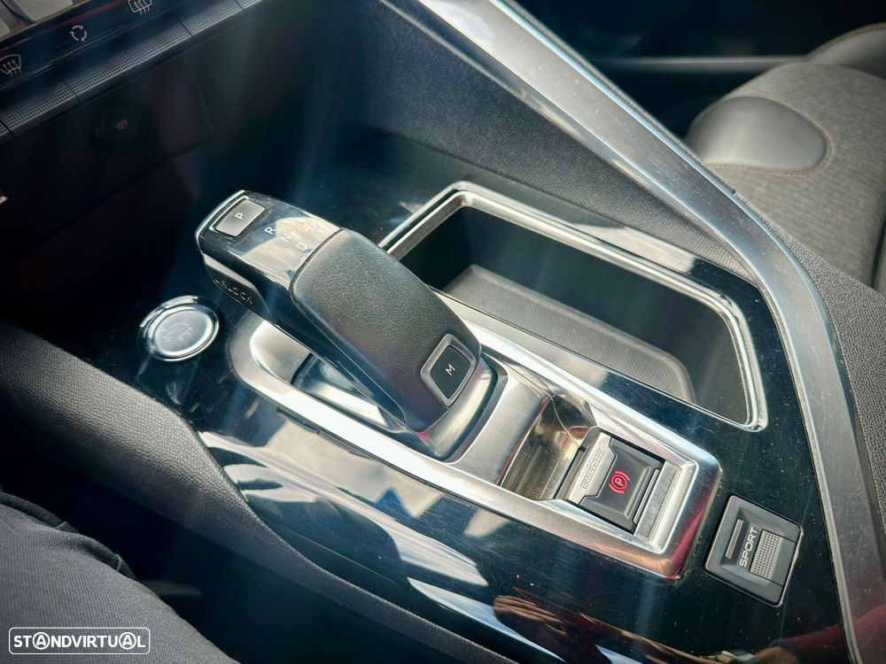 Peugeot 3008 1.6 BlueHDi GT Line EAT6 - 16