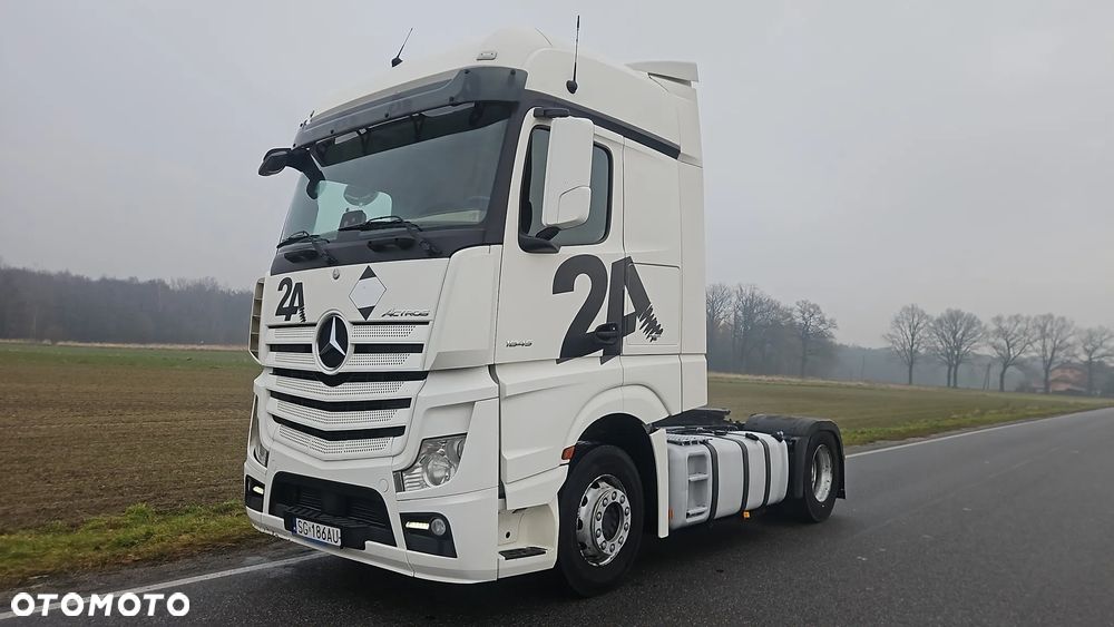 Mercedes-Benz 1845 - 4