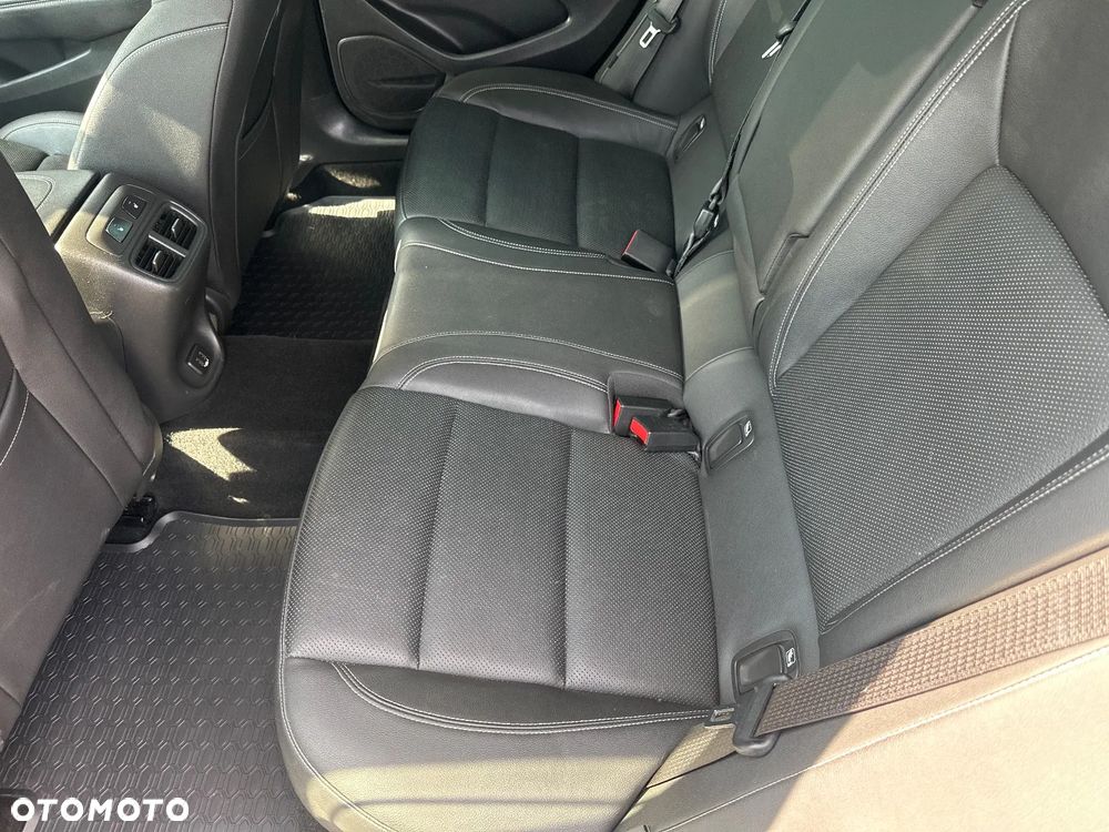 Opel Insignia 1.6 T Innovation S&S - 16