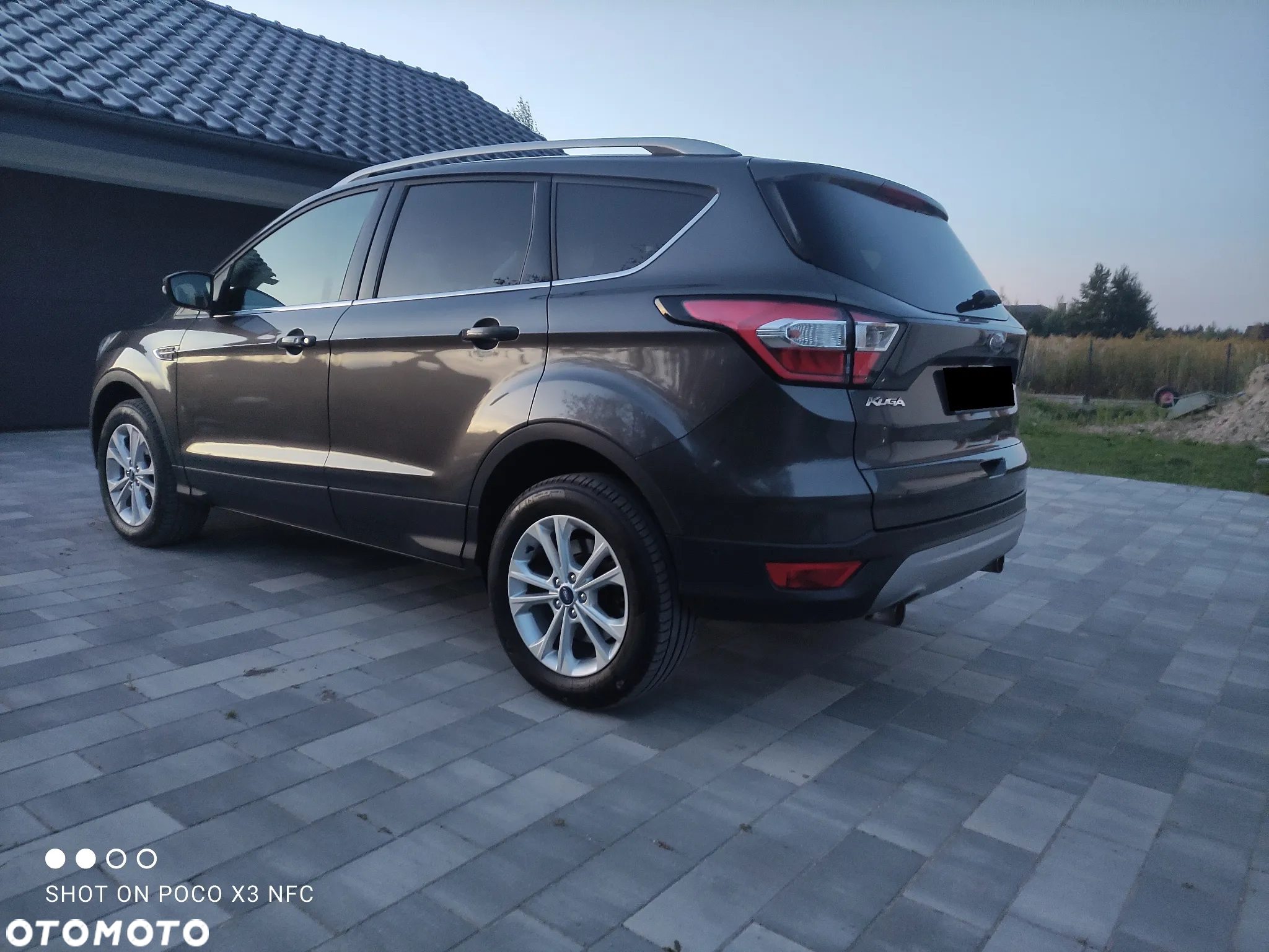Ford Kuga 1.5 EcoBoost FWD Titanium ASS MMT6 - 3