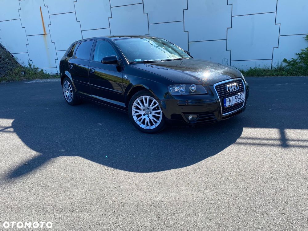 Audi A3 Sportback - 1