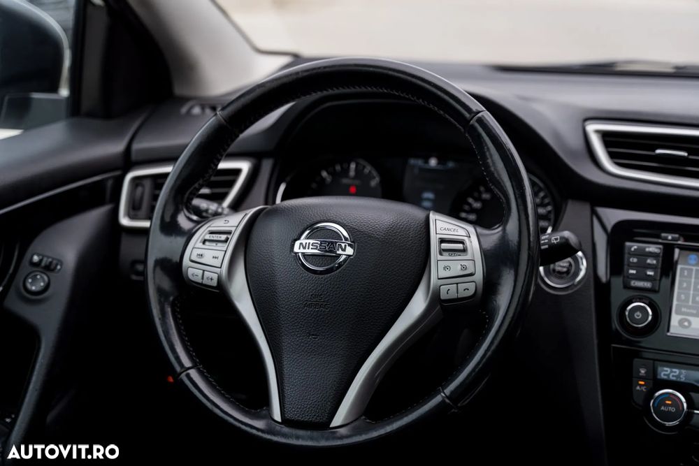 Nissan Qashqai 1.6 DCI Start/Stop X-TRONIC Tekna - 19