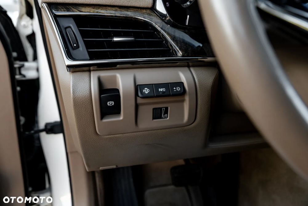 Cadillac CTS 2.0 Turbo AT AWD Premium - 32