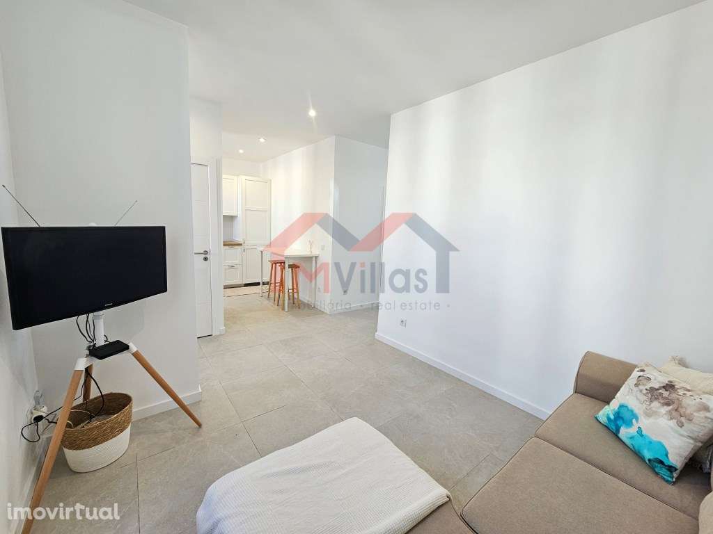 Moradia V2 renovada com quintal e terraço - Loulé - Grande imagem: 4/31