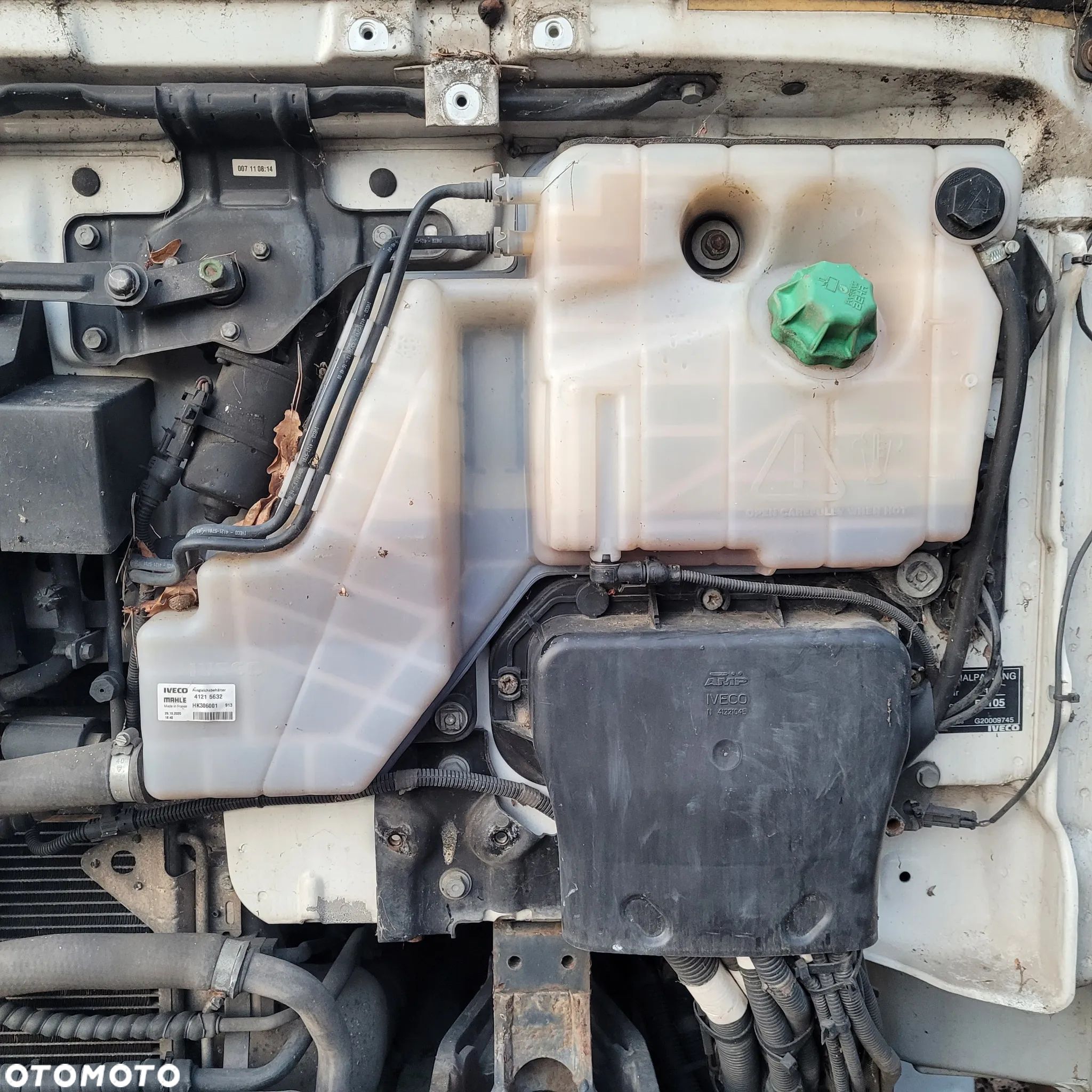 ZBIORNICZEK PŁYNU IVECO 41215632 ORYGINAŁ CHWALIM116 - 1