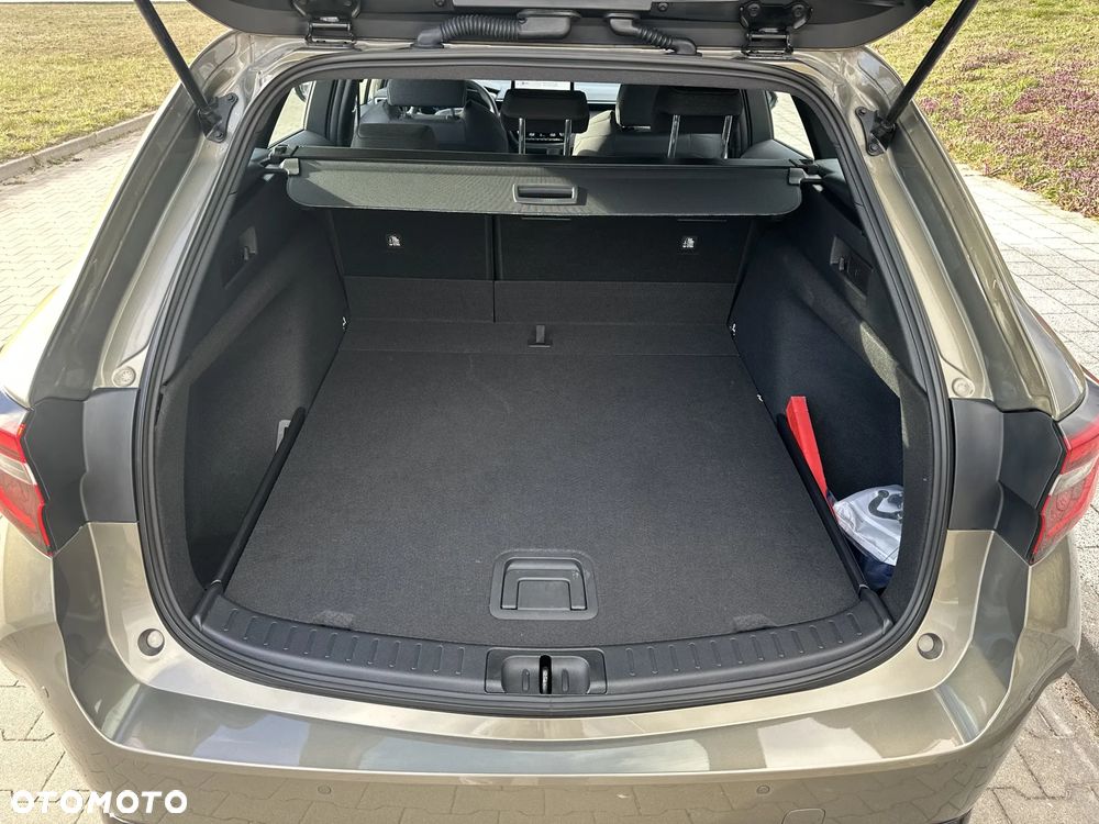 Toyota Corolla 1.8 Hybrid Comfort - 11