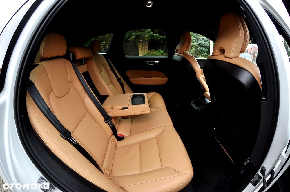 Volvo XC 60 - 23
