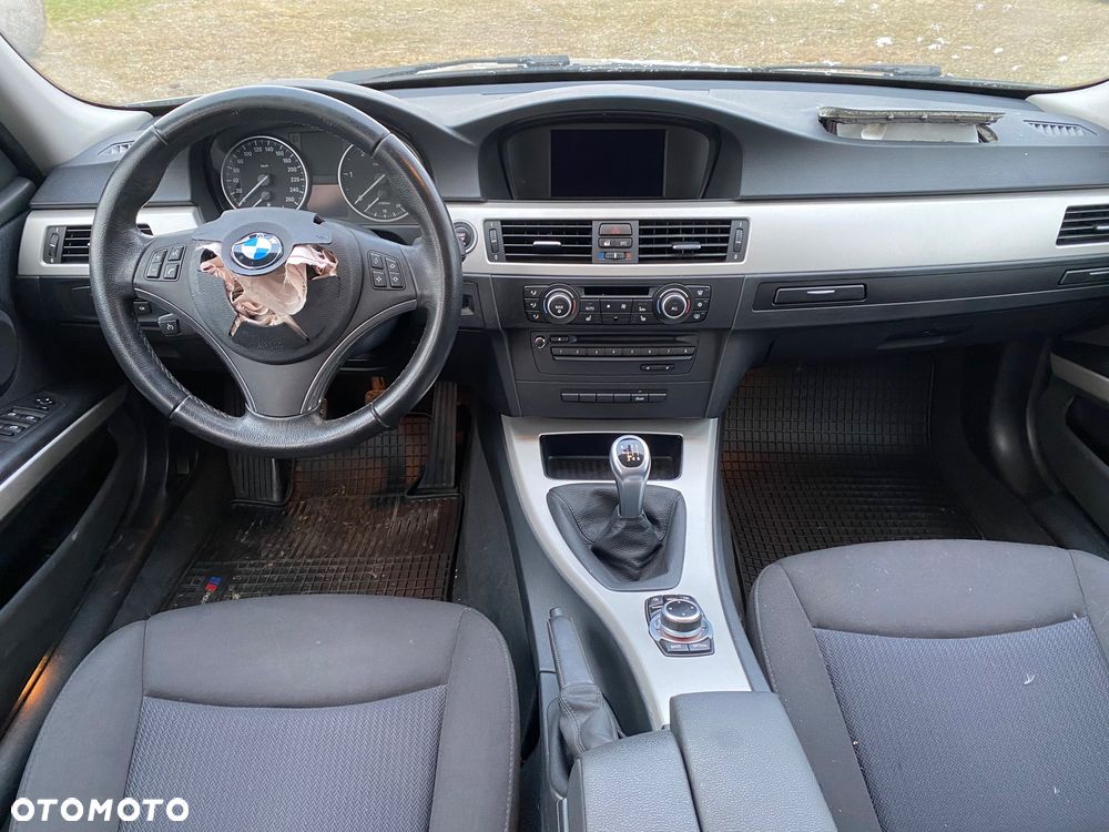BMW Seria 3 320d - 7