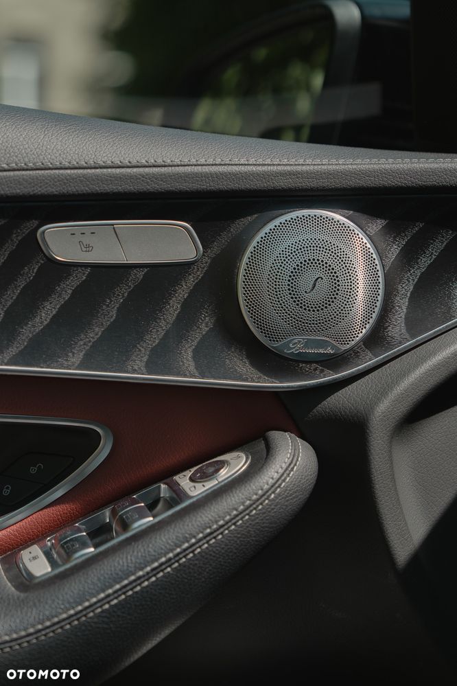 Mercedes-Benz GLC - 29