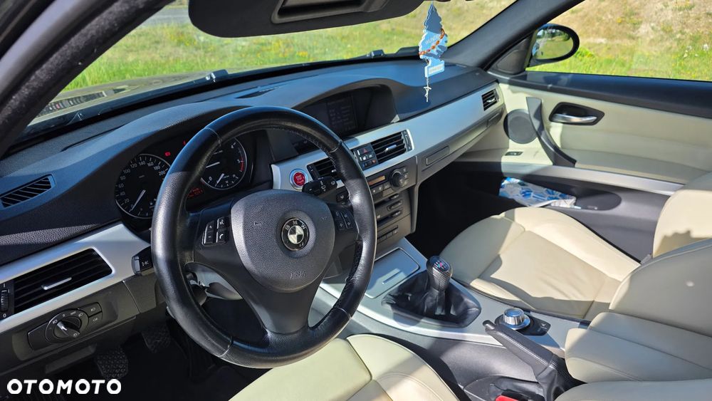 BMW Seria 3 - 8