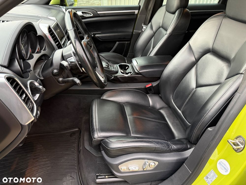 Porsche Cayenne S Diesel - 26