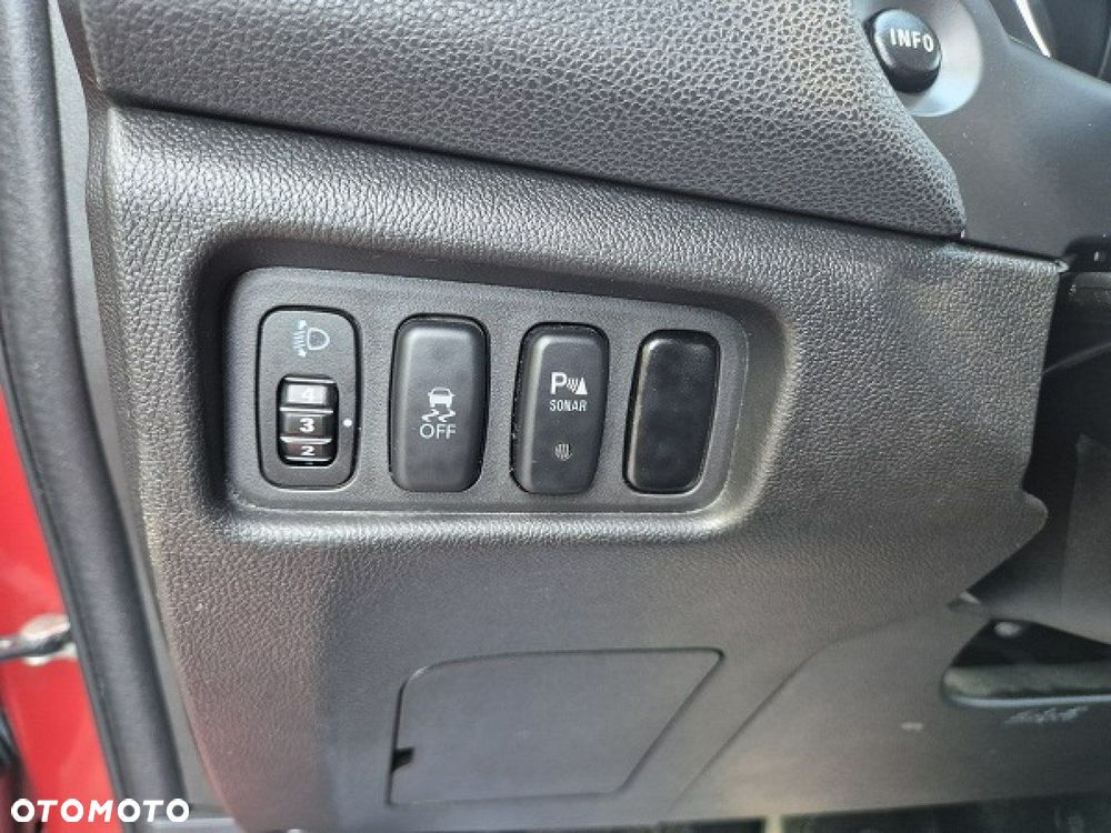 Mitsubishi ASX - 18
