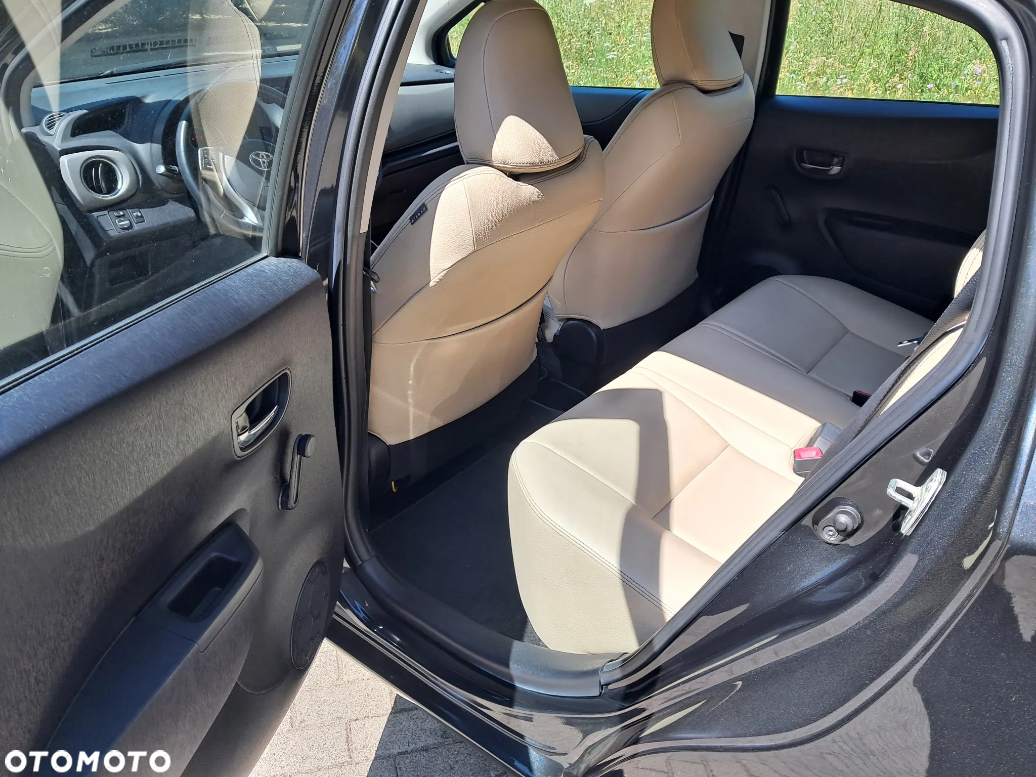Toyota Yaris - 11