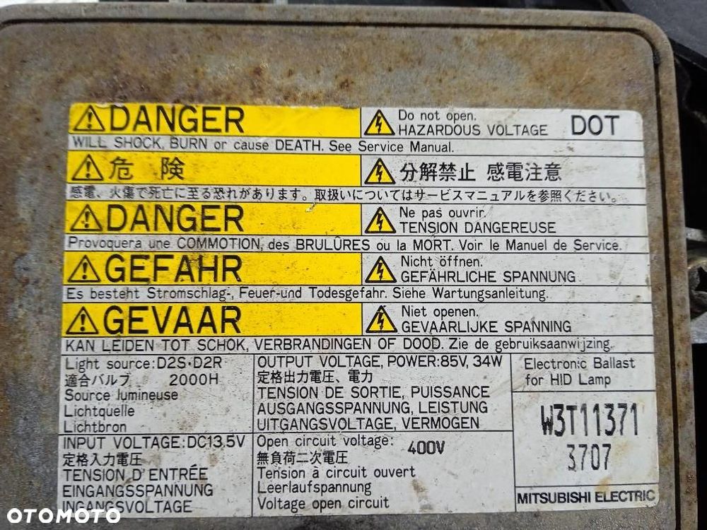 LAMPA PRAWA PRZEDNIA MAZDA 3 - 3