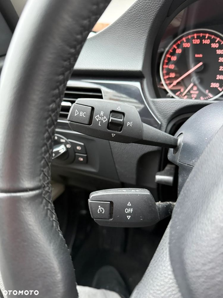 BMW Seria 3 320d Efficient Dynamics Edition - 35